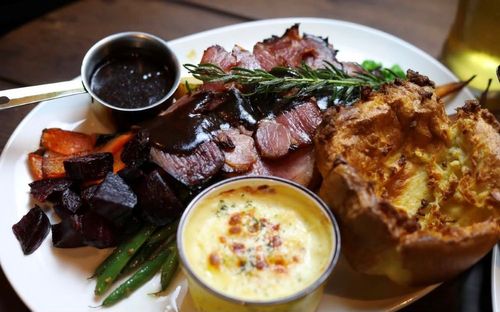 Roast Dinners