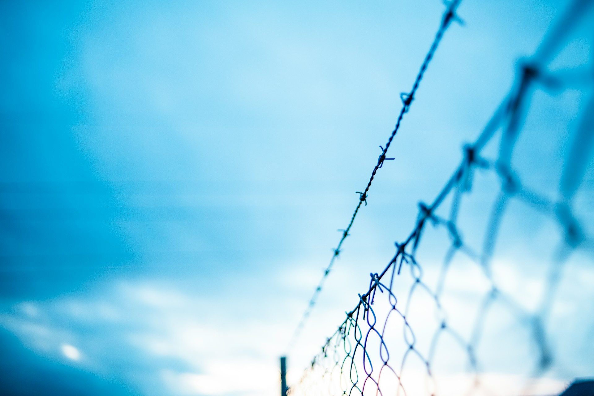 Transforming Global Migration Governance Through and Beyond the Global Compacts