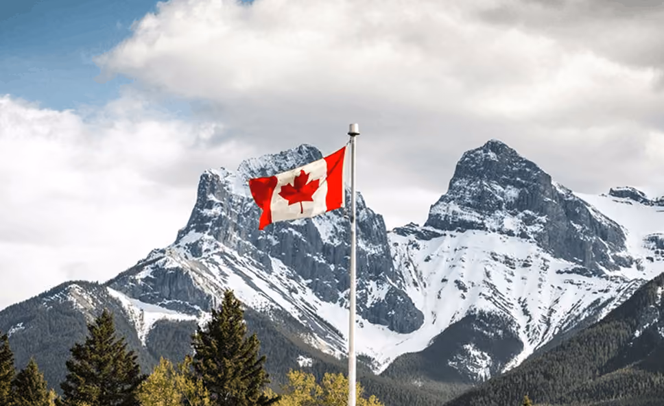 Image of Canadian flag flying.