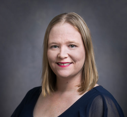 Dr Shannon Calvert headshot who is a Licensed Clinical Psychologist in Naperville specializing in psychological and neuro-psychological assessments.