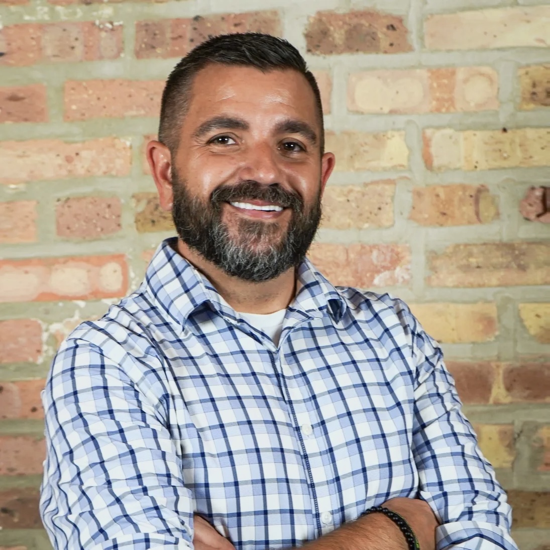 Dave Dennis head shot who is a male therapist and co-founder of Grow Sport Psychology & Performance Improvement in Naperville and is an experienced counselor specializing in helping clients aged 16+ with anxiety, depression, men's issues, athletes and sports performance, bipolar disorder, relationship struggles, and more.