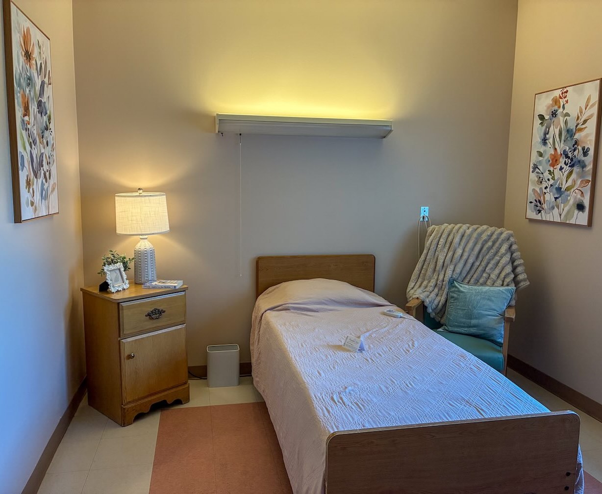 Meadow View private rehab room.