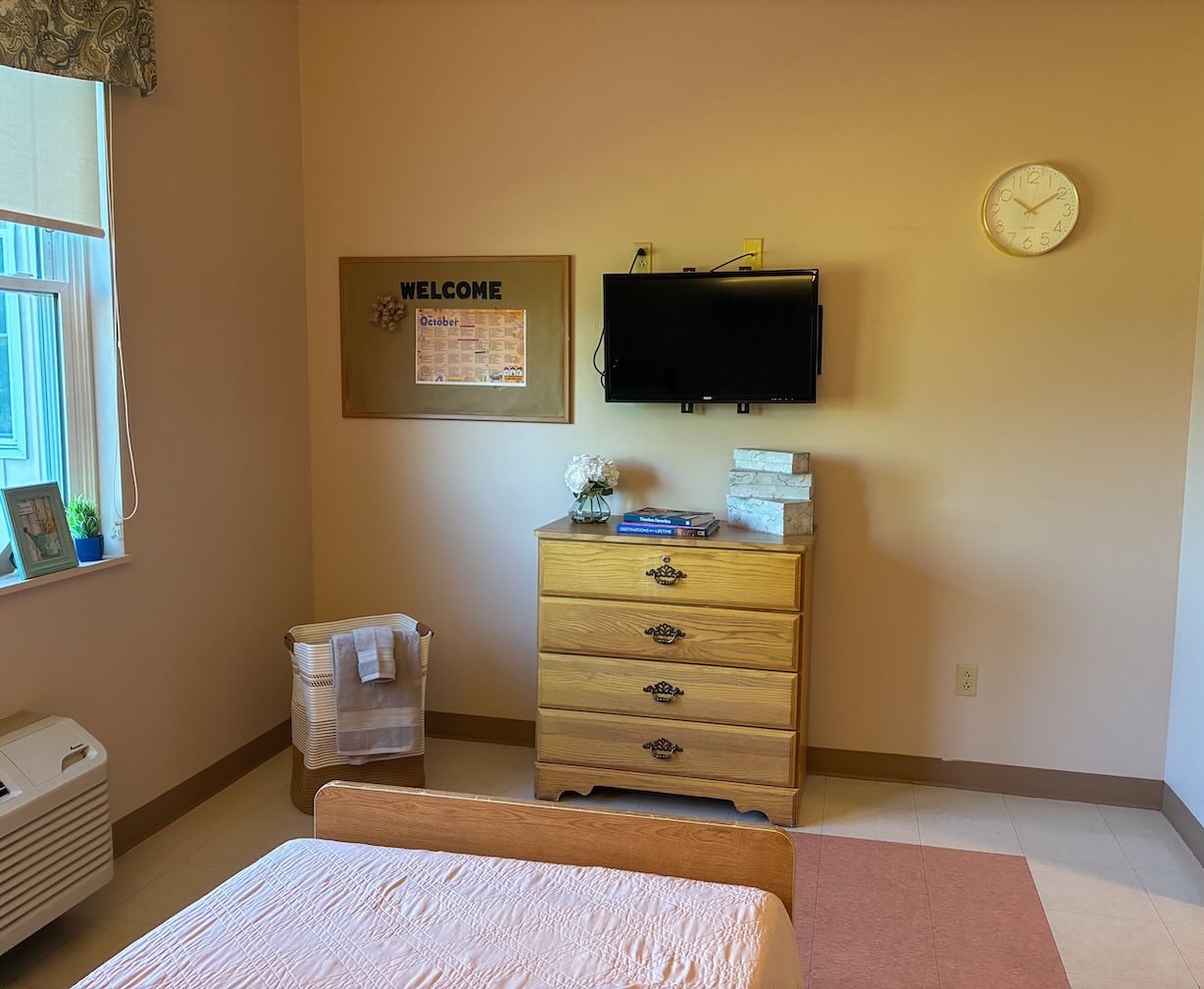 Meadow View Private Rehab Room.