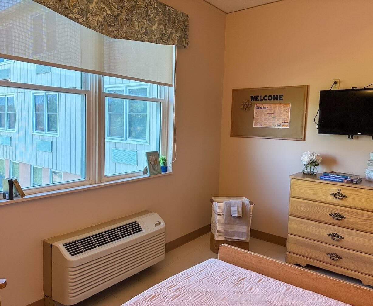 Meadow View private rehab room.