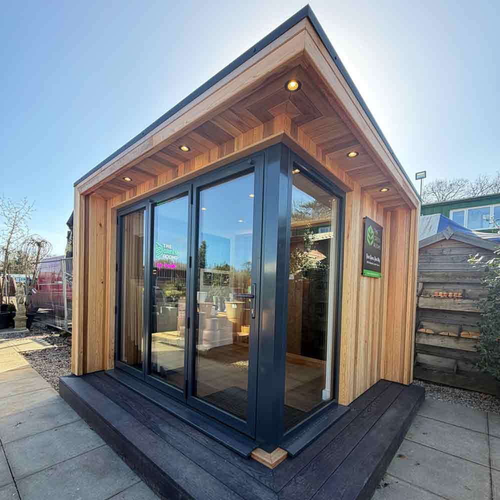 Garden Room showcase at Silverlands Stone in Chertsey