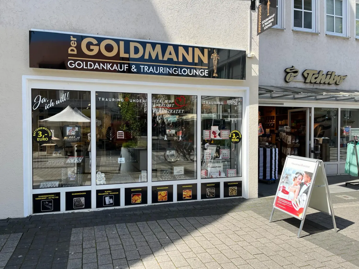 Das GOLDMANN, Geschäft außen