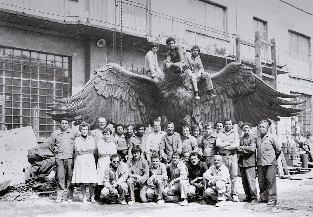 Ettore Cedraschi, Eagle of Tripoli, 1978 photographed with Battaglia artisans.