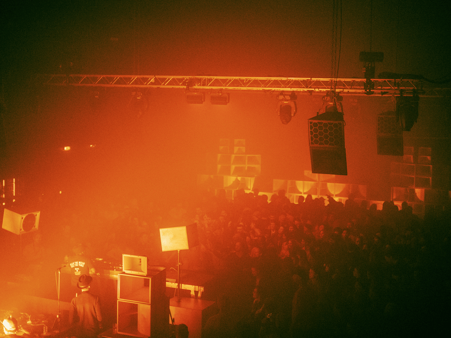 Le Guess Who? presents 24 HOUR DUB