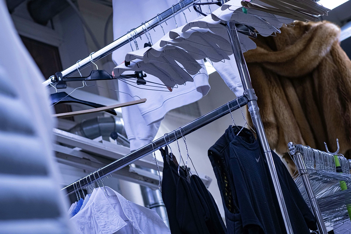 How to start a dry cleaning business