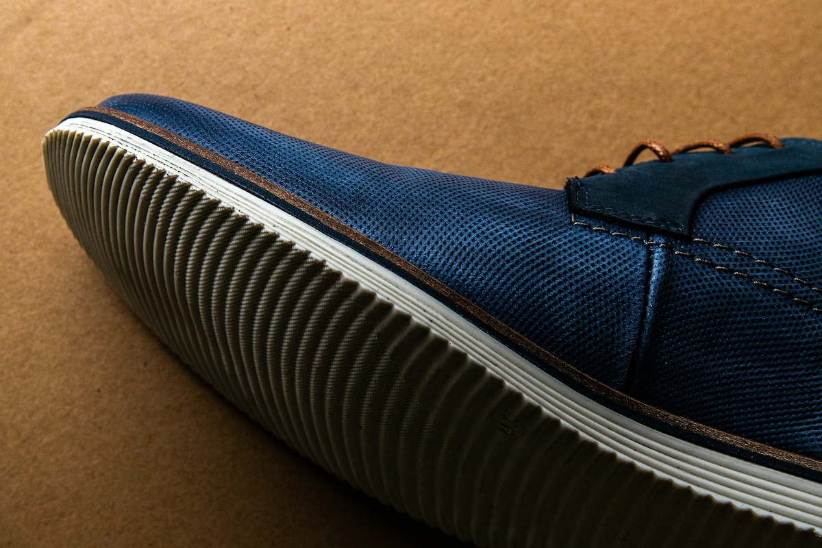 How to start a shoe business