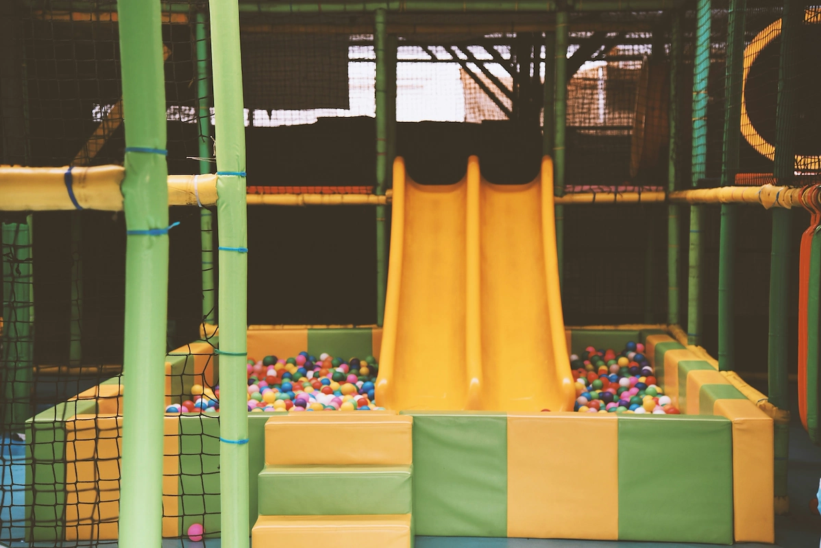 How to start an indoor playground business