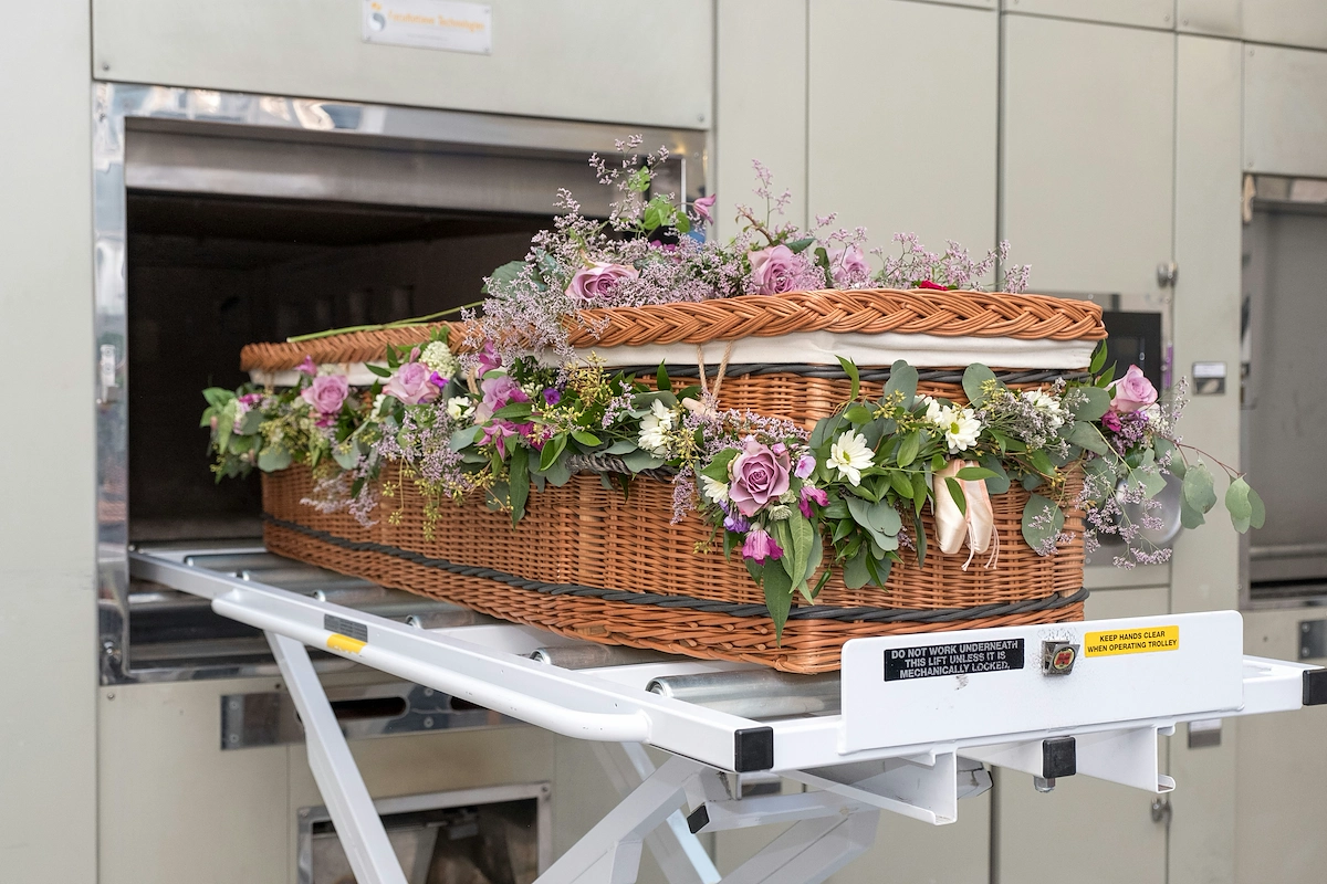 How to start a cremation business
