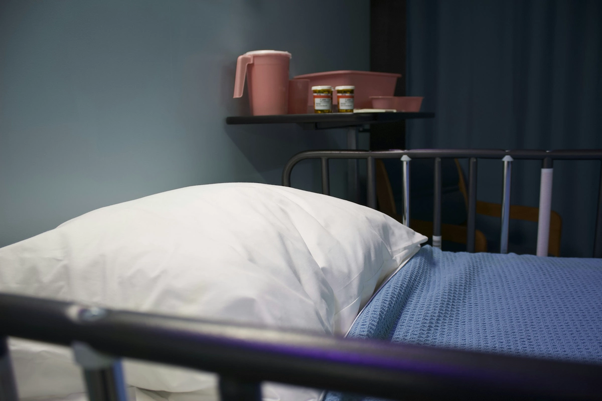 How to start a hospice business