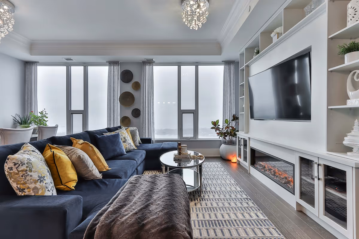 How to start a staging business