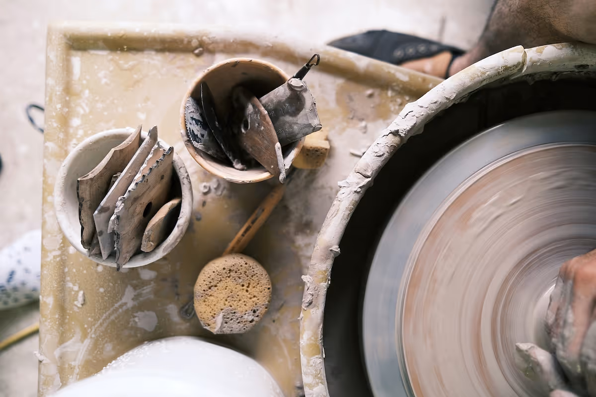 How to start a pottery business