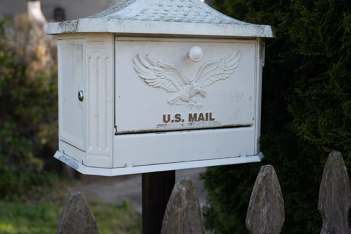How to start a direct mail marketing business