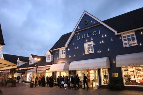 Bicester Village Lights by Studio Waldemeyer
