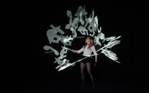 Ellie Goulding, Lights by Studio Waldemeyer