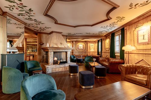 Bar de l'Ours Blanc aux Menuires