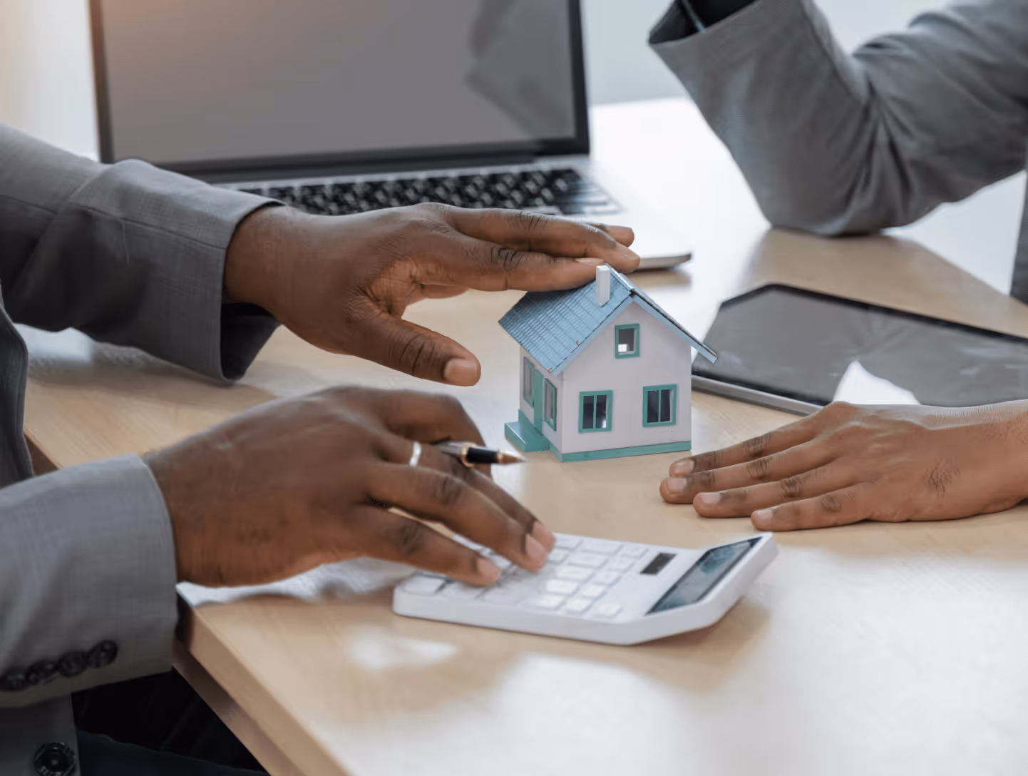 People discussing a mortgage. 