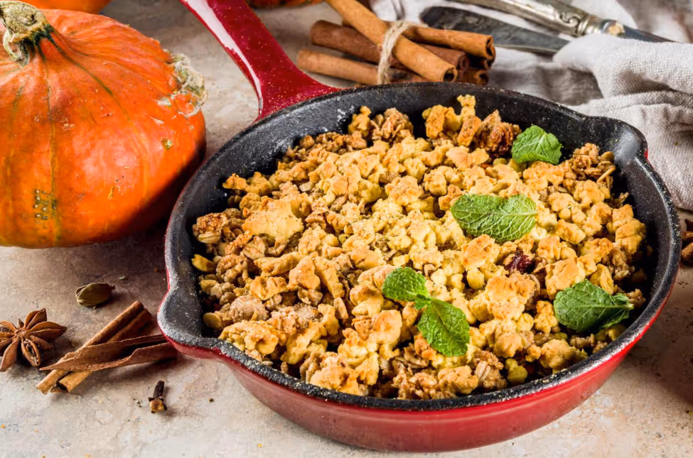 R11 Une recette sucrée déclinée en version salée : le crumble de légumes