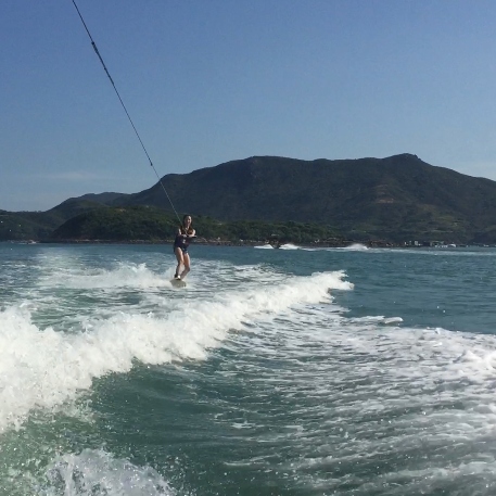 Sumi is wakeboarding