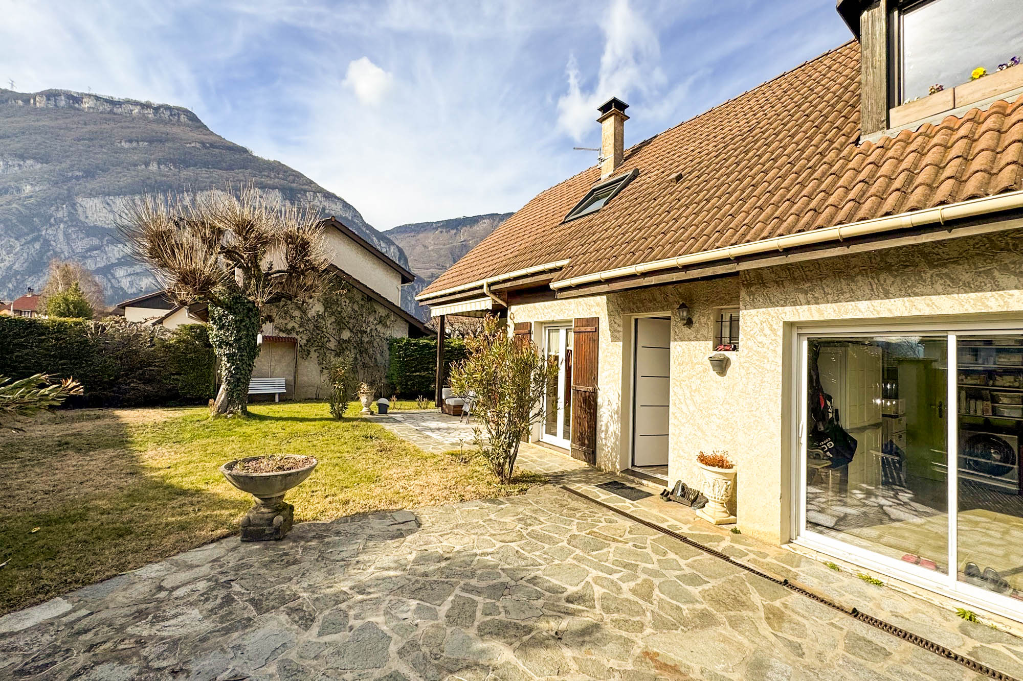 cuisine d'une maison sur les alentours de saint egrève