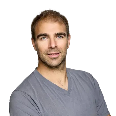 oliver grinda headshot