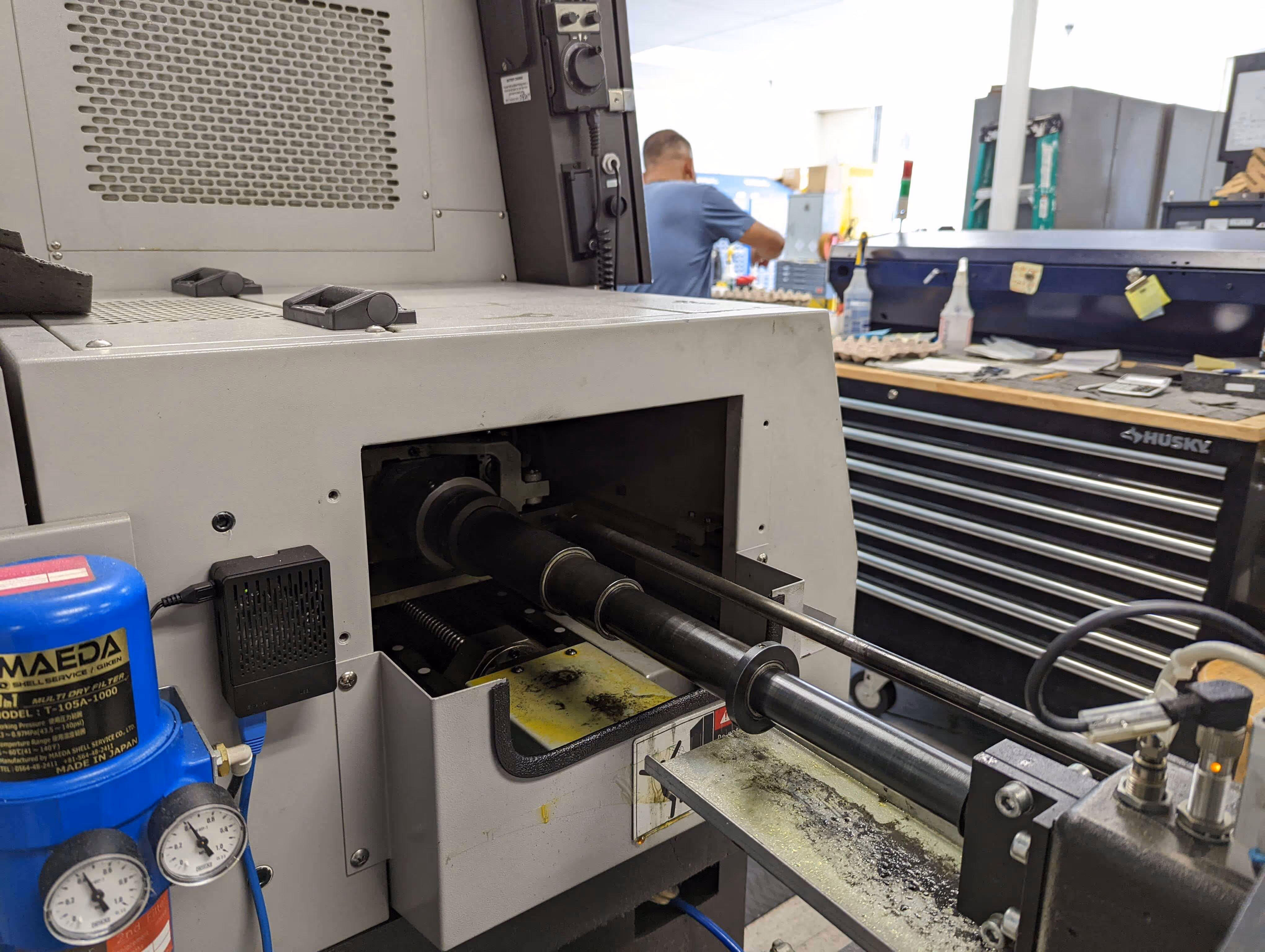 Foto de una máquina CNC de TPM