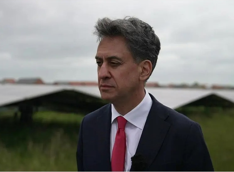 The Examiner has sent his recommendation for Stonestreet Green Solar to Ed Miliband