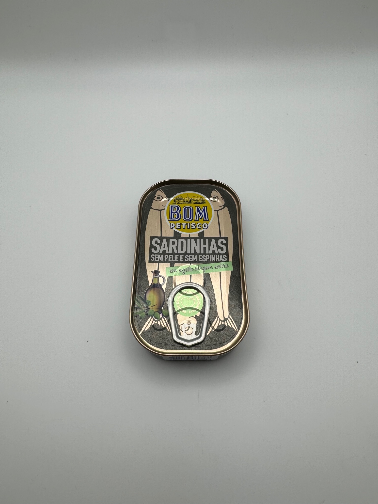 Bom Petisco boneless and skinless sardines