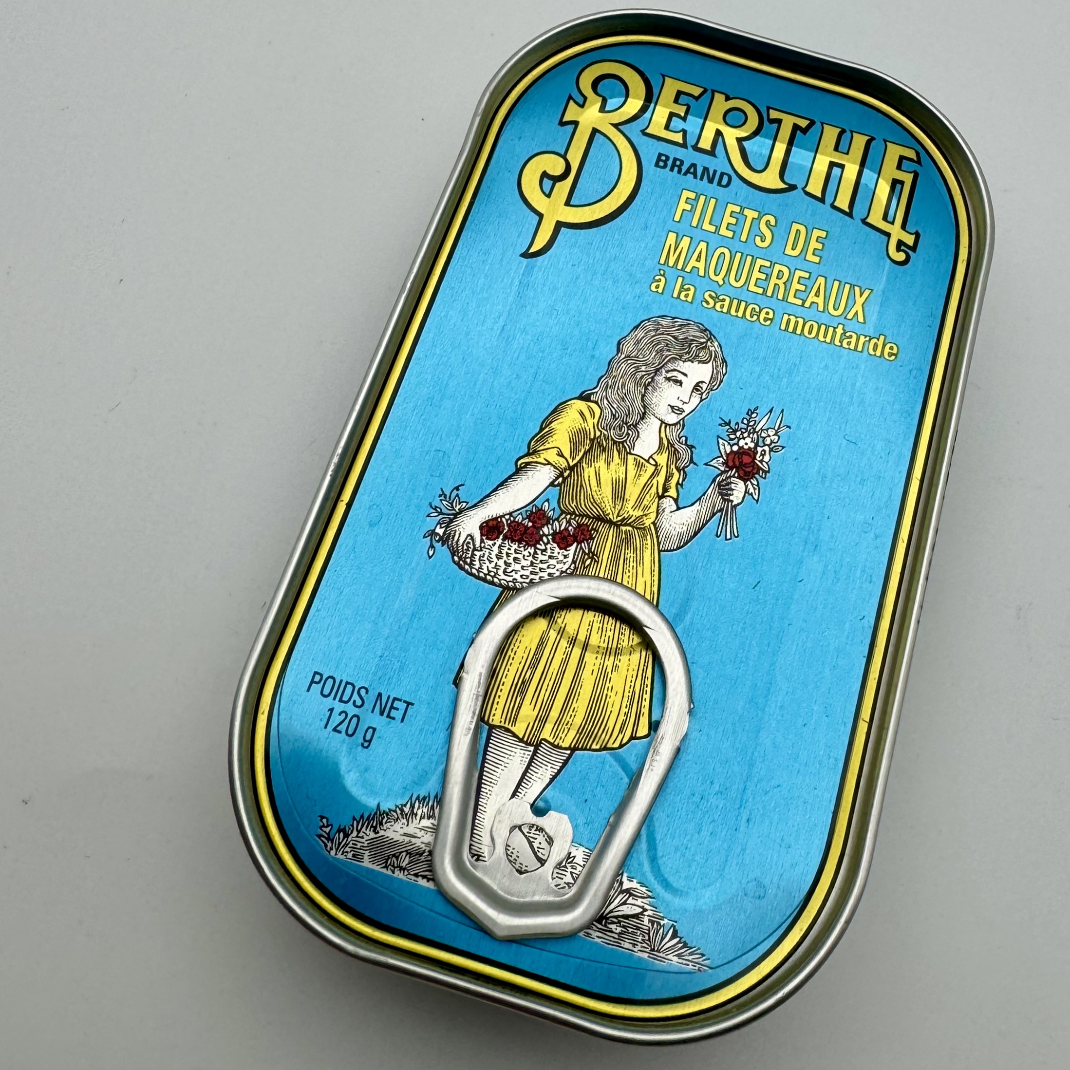 Berthe mackerel fillets in mustard sauce