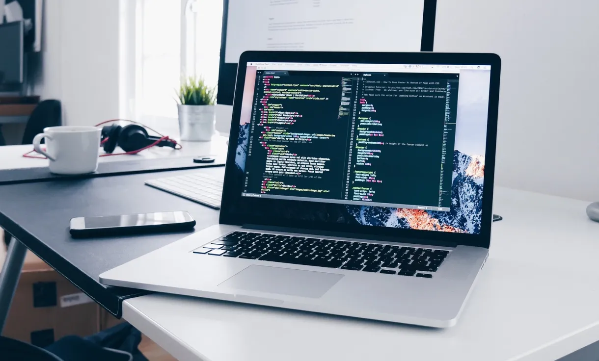 Developer and API Platforms: Context-Dependent Access Tiers