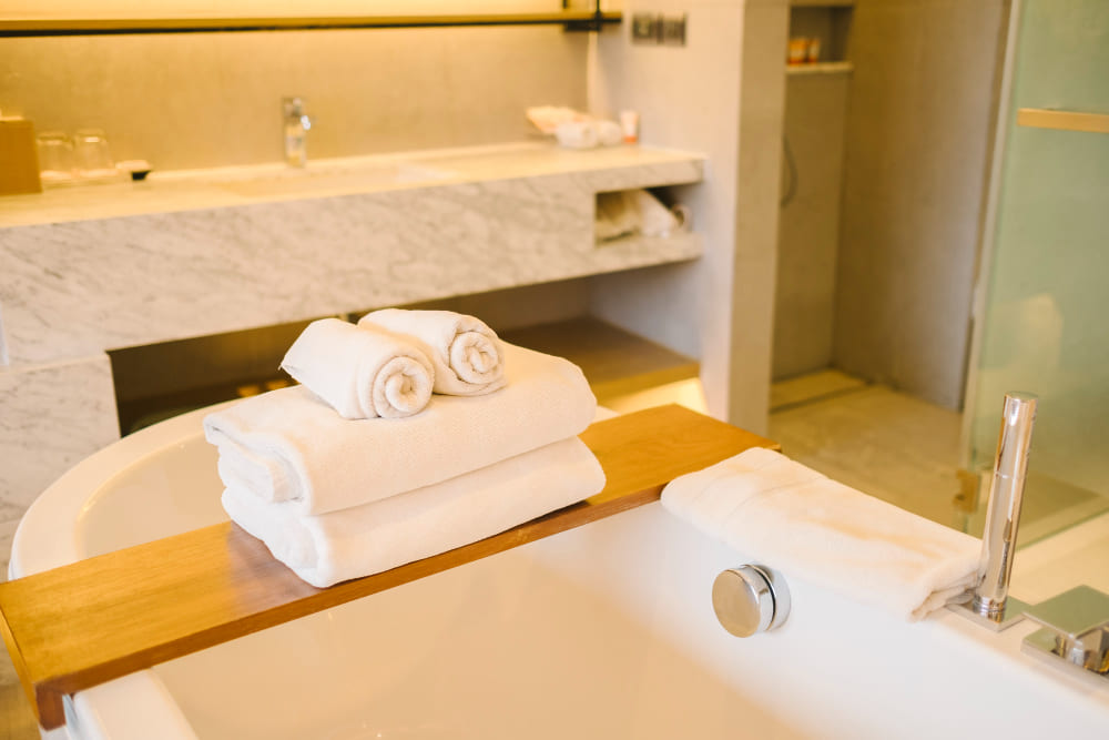 Airbnb bathroom