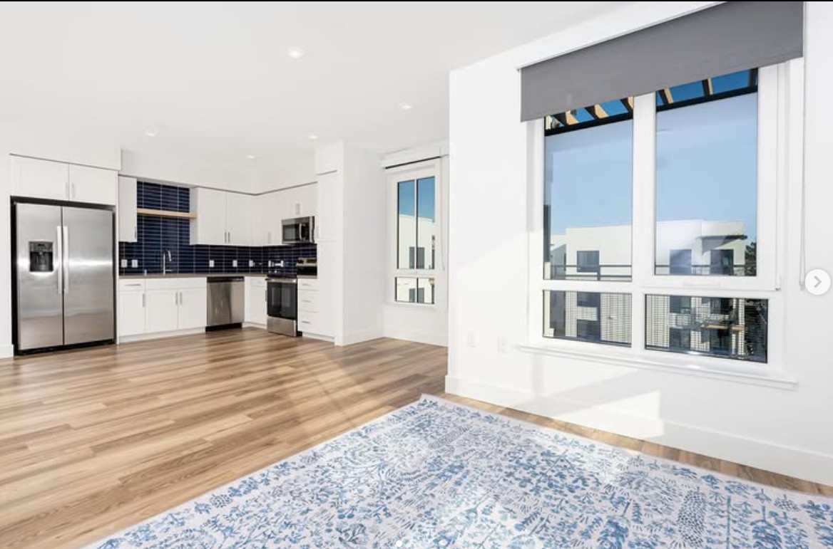 Bedroom with large windown