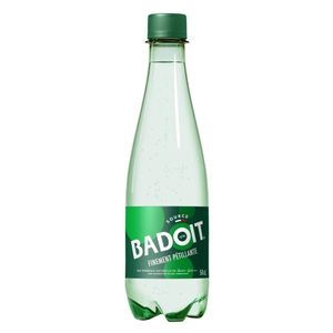 Bouteille d’eau pétillante Badoit 50 cl servie chez Chikin Bang, idéale pour accompagner les spécialités coréennes.