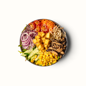 Salade veggie de Chikin Bang, mélange de légumes croquants et tofu mariné, assaisonné à la coréenne.