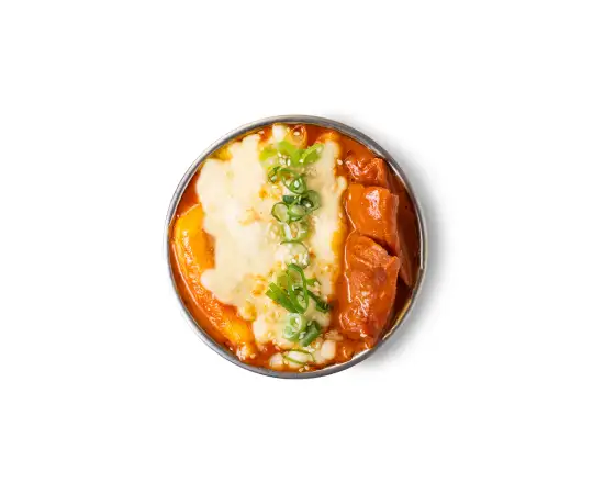 Tteokbokki Rosé Saucisse Pâte de riz, mozzarella fondu, saucisse en morceau, sauce piquante coréenne