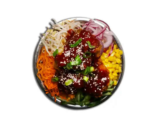 Chikin Bap de Chikin Bang, bol coréen composé de riz blanc, poulet frit croustillant et légumes frais