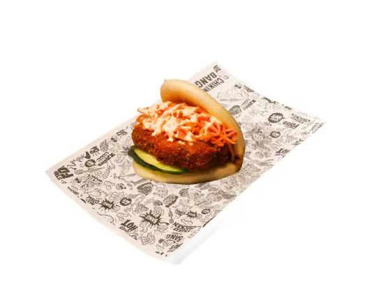 Guabao Veggie de Chikin Bang, pain vapeur garni de légumes croquants, sauce coréenne et steak végétal.