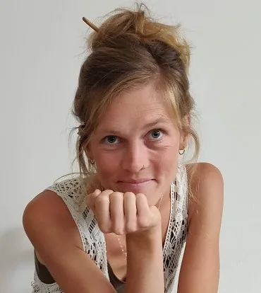 Veronika Dellus