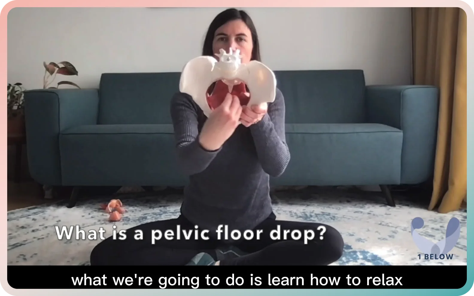 Pelvic floor awareness video with an anatomical model in a pregnancy workout app
