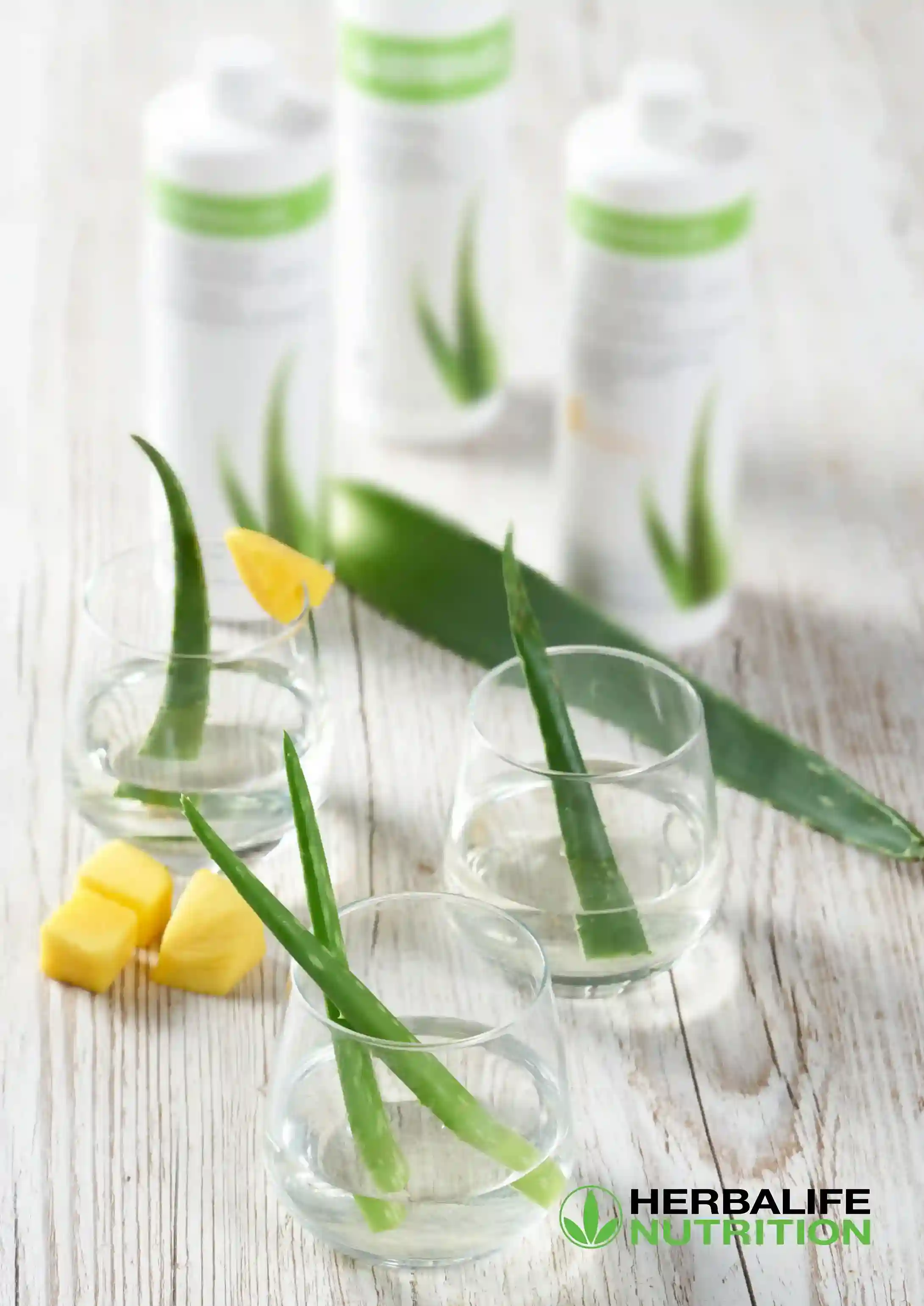 Image de verres avec de l'aloe vera dedans. Pub herbalife