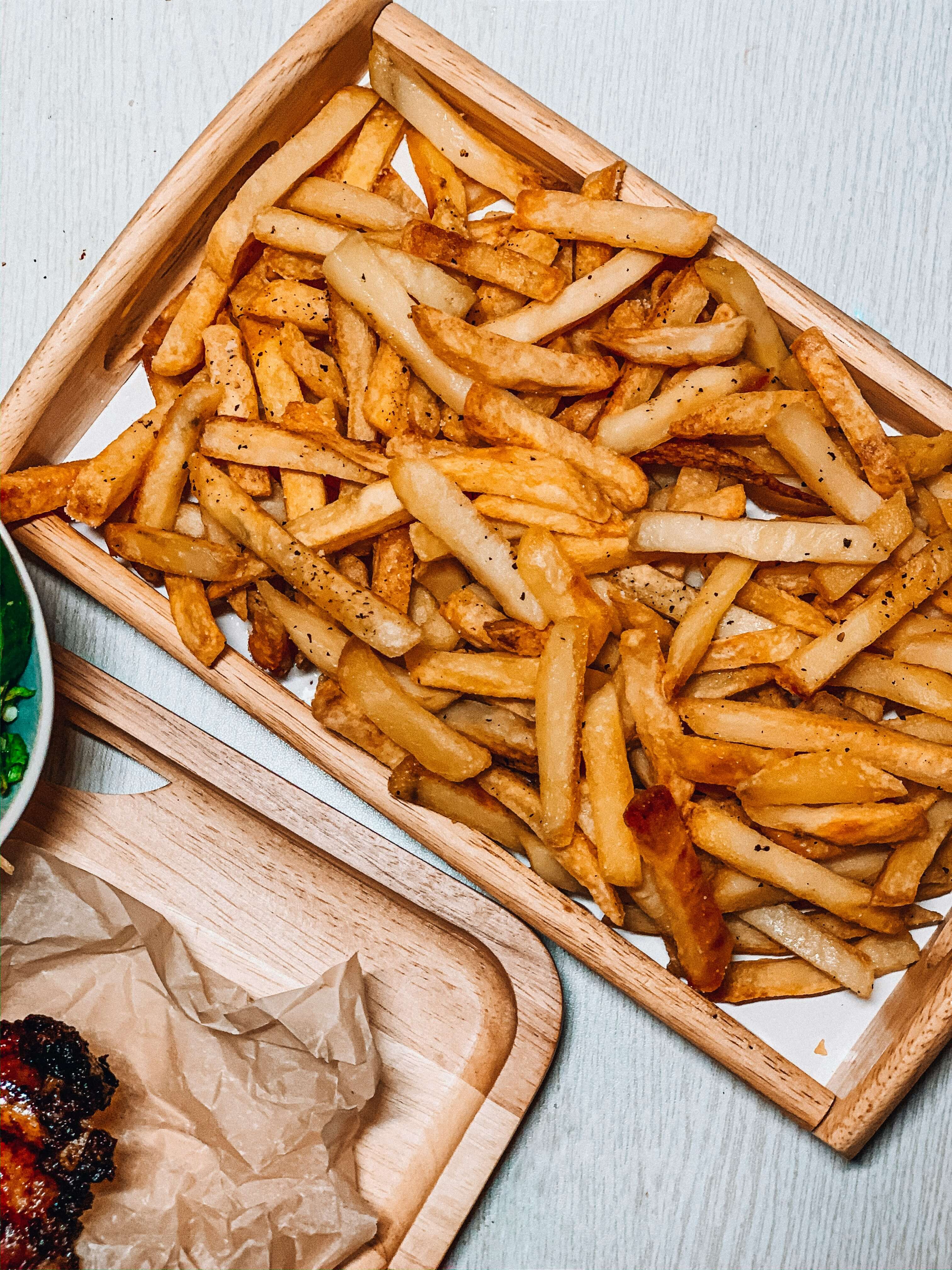Frite avec peau en restaurant : goût calibre et mention Fait Maison