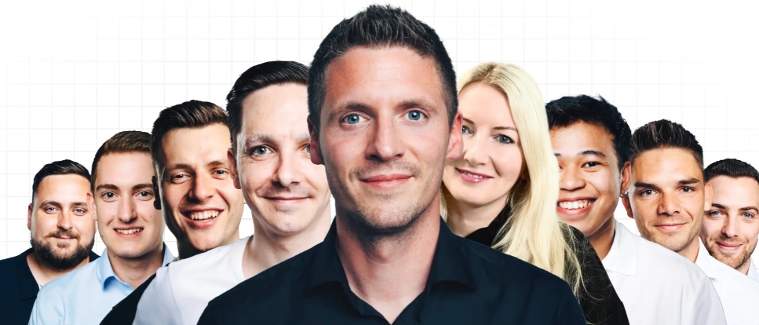 TradingFreaks team photo