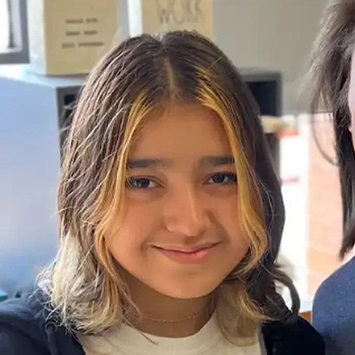 Gabriella Alonso headshot 21-22