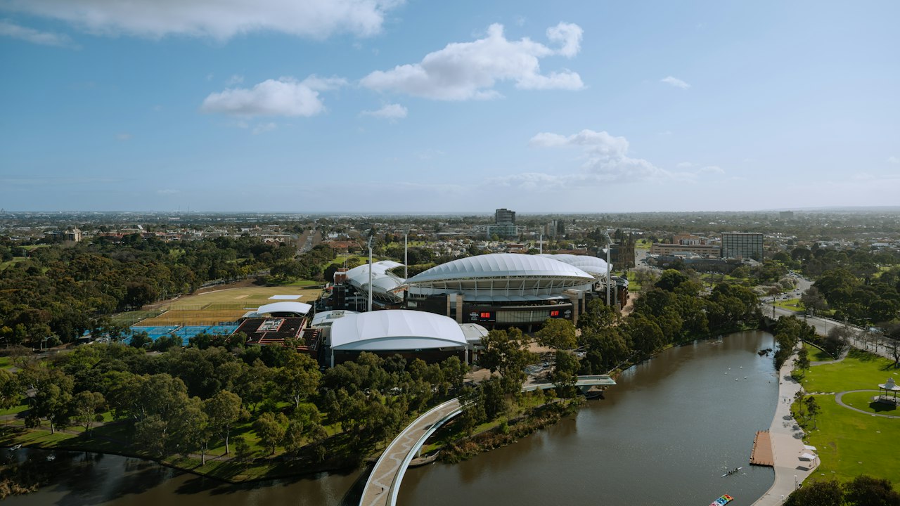 Adelaide Oval and the footbridge over the River Torrens