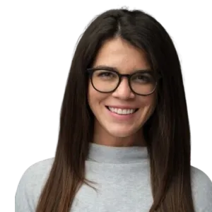 Portrait of Alexandria Petigna, Senior Product Marketing Manager at 鶹.