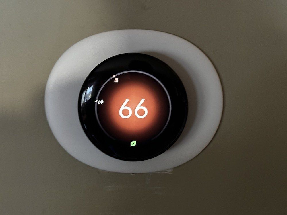 Google Nest Thermostat 4th Gen Review: AI Saves Energy - Gearbrain