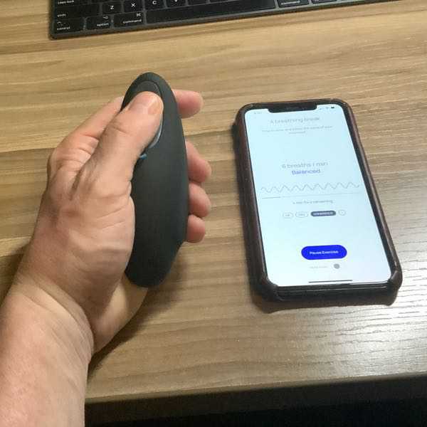 Moonbird Breath Coach review - Simple, easy breath training